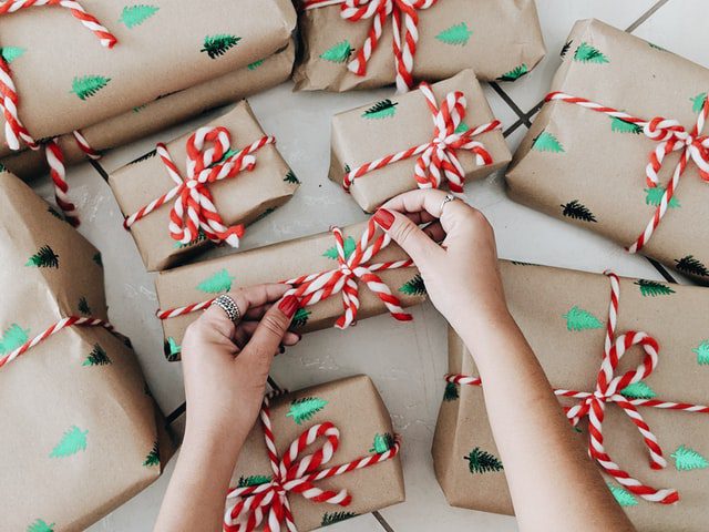 12 holiday gift ideas for customers and clients